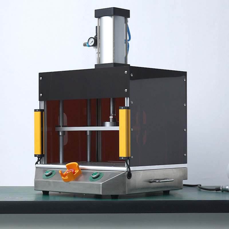 MpigiAir tightness test fixture